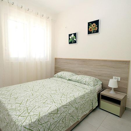 Apartments Oktopus Sutomore Extérieur photo
