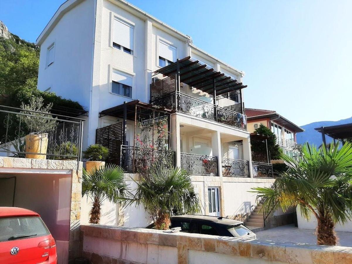 Apartments Oktopus Sutomore Extérieur photo