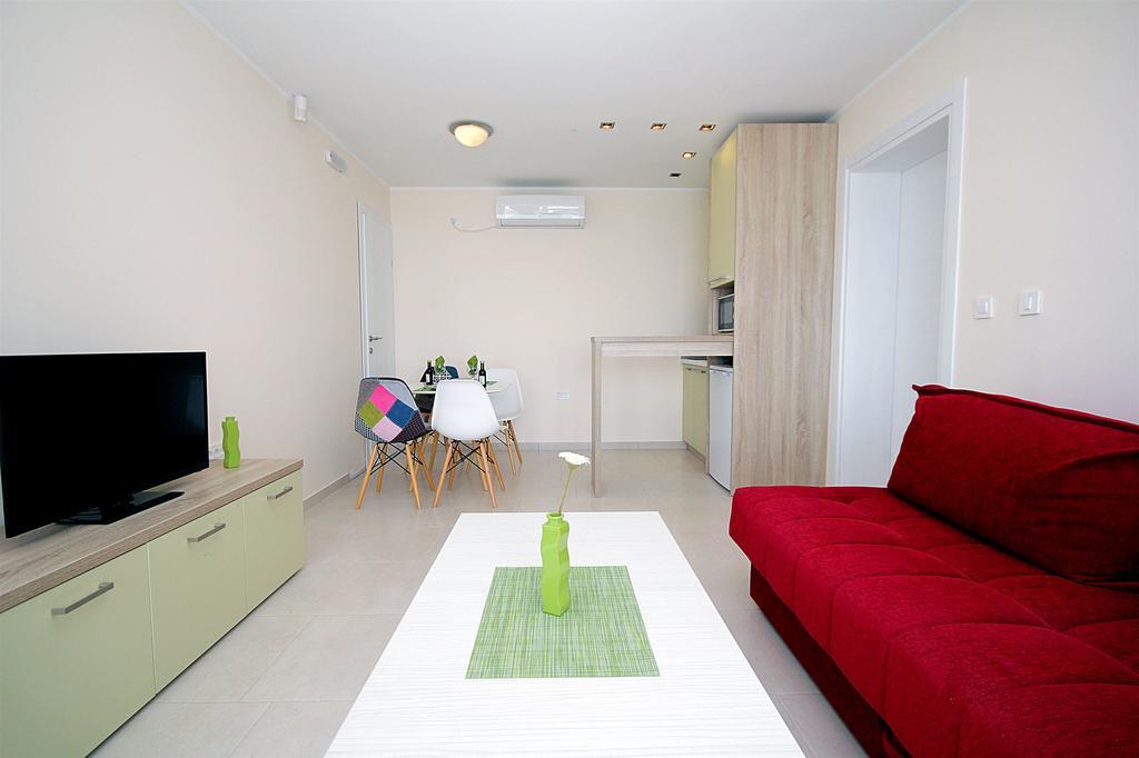 Apartments Oktopus Sutomore Extérieur photo