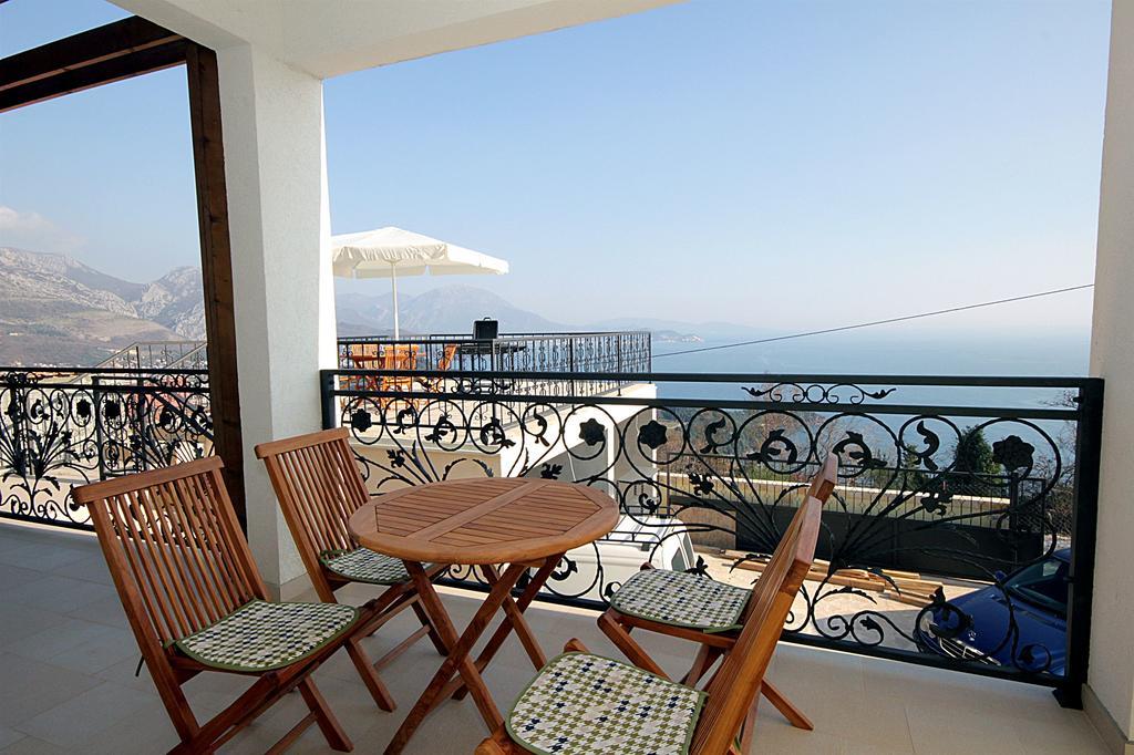 Apartments Oktopus Sutomore Extérieur photo